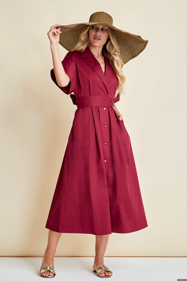 ABITO REVER E PIERCING IN TELA