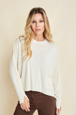 MAGLIA CON TASCA FONDO , MANICA LUNGA IN VISCOSA