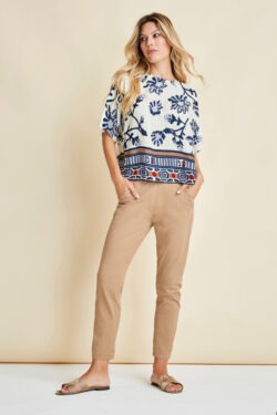 PANTALONE CON ELASTICO VITA IN LEVANTINA