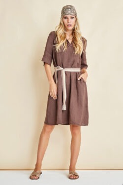 ABITO CON TASCHE DAVANTI IN LINO