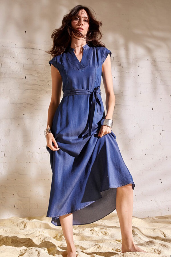 ABITO SCOLLO 'V' IN TENCEL JEANS