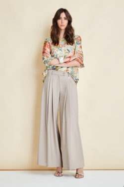 PANTALONE CON PENCES IN FLANELLA ESTIVA